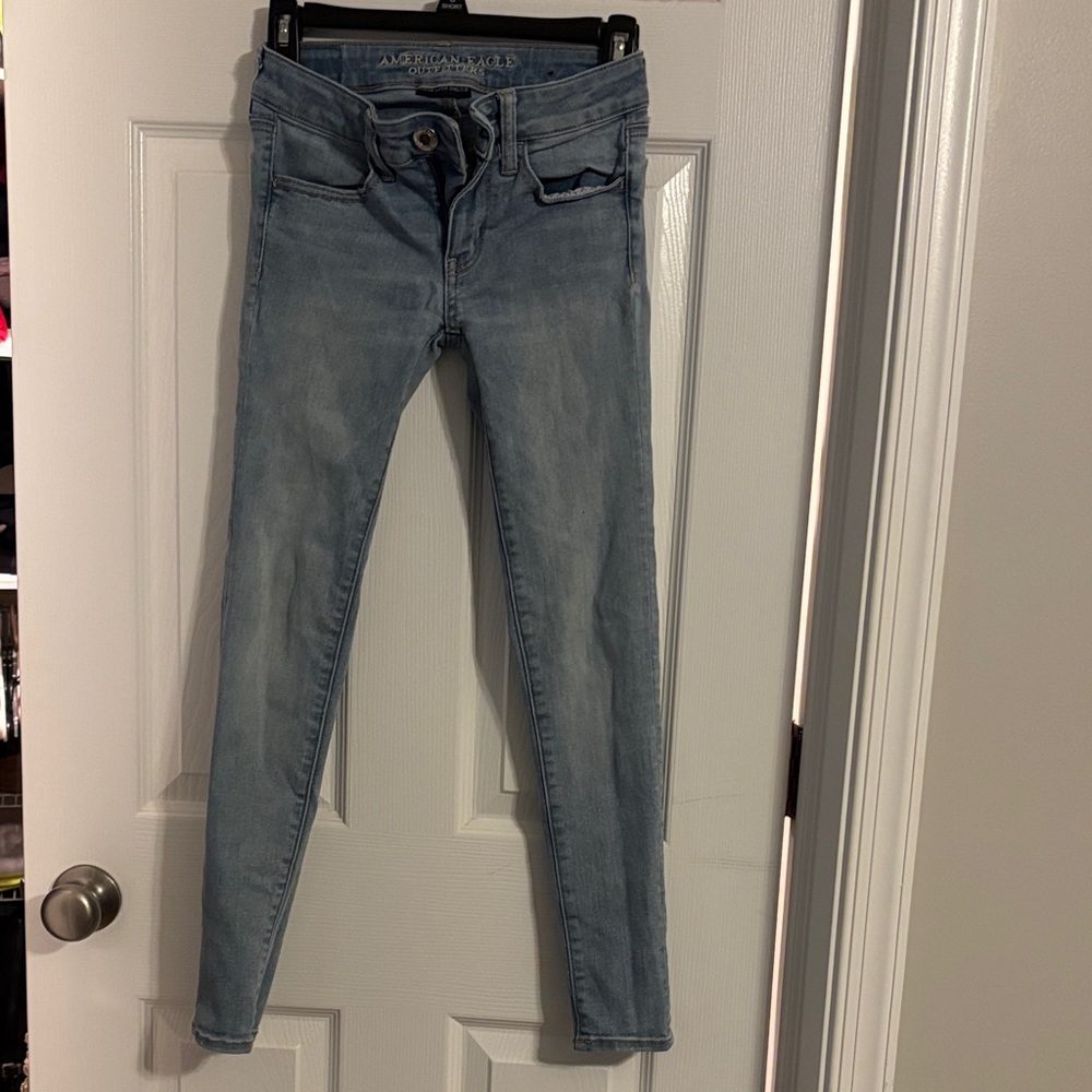 American Eagle Outfitters Light Blue Denim Jeans